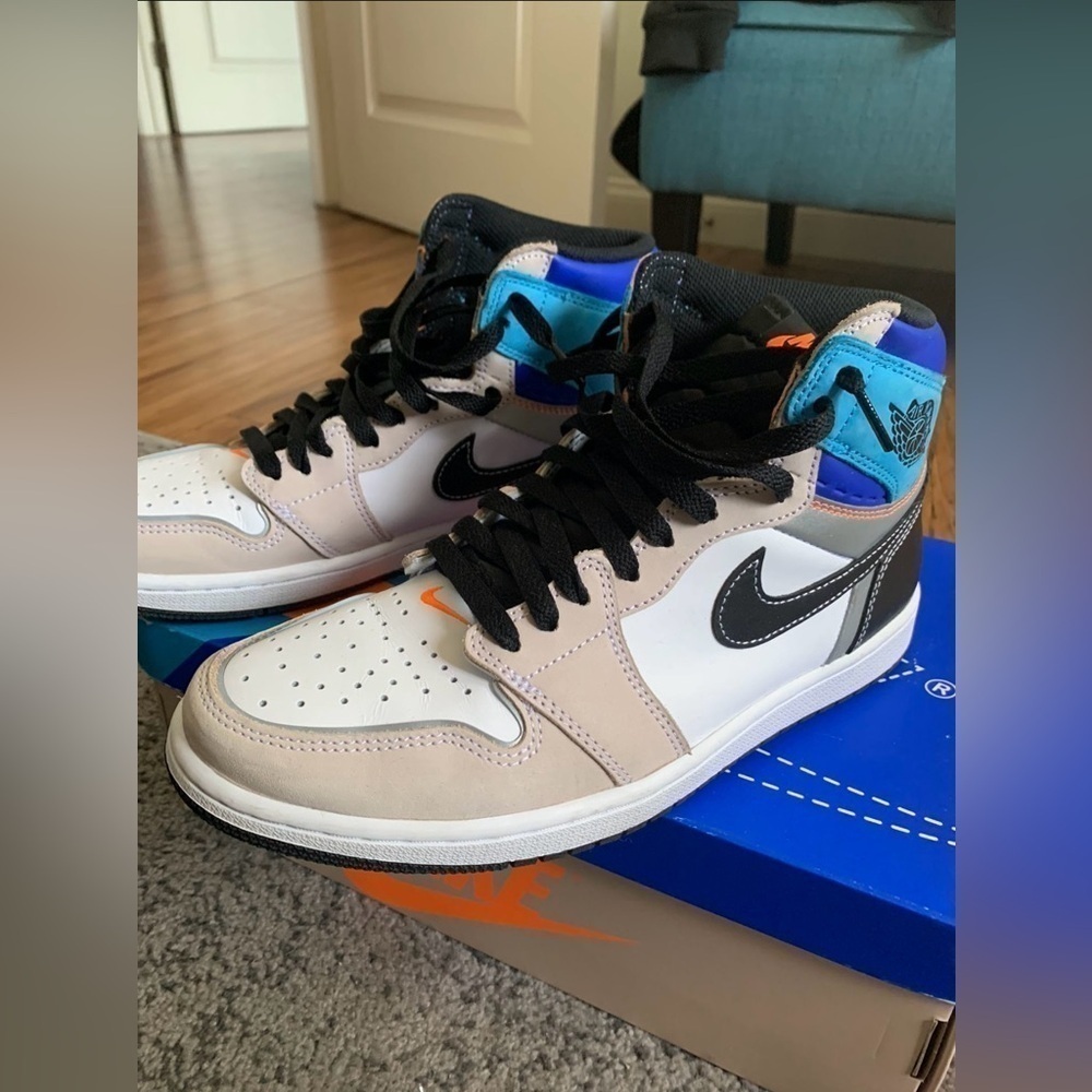 VNDS Men’s Nike Air Jordan 1 Retro High OG Prototype Multicolor